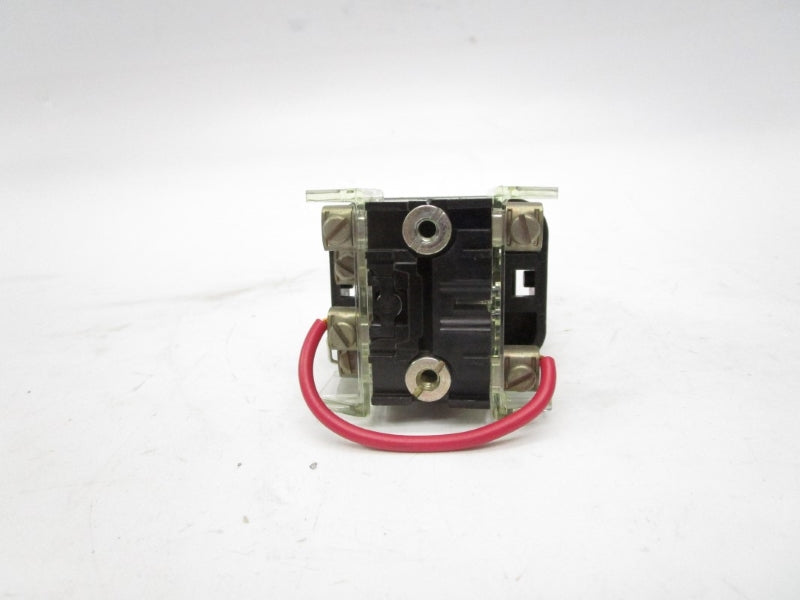 ALLEN BRADLEY 800T-QT10A SER. N 120VAC/DC NSNP