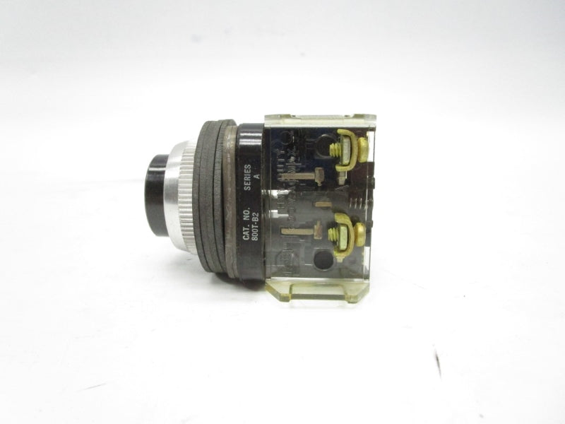 ALLEN BRADLEY 800T-B2D2 SER. A 600VAC NSNP