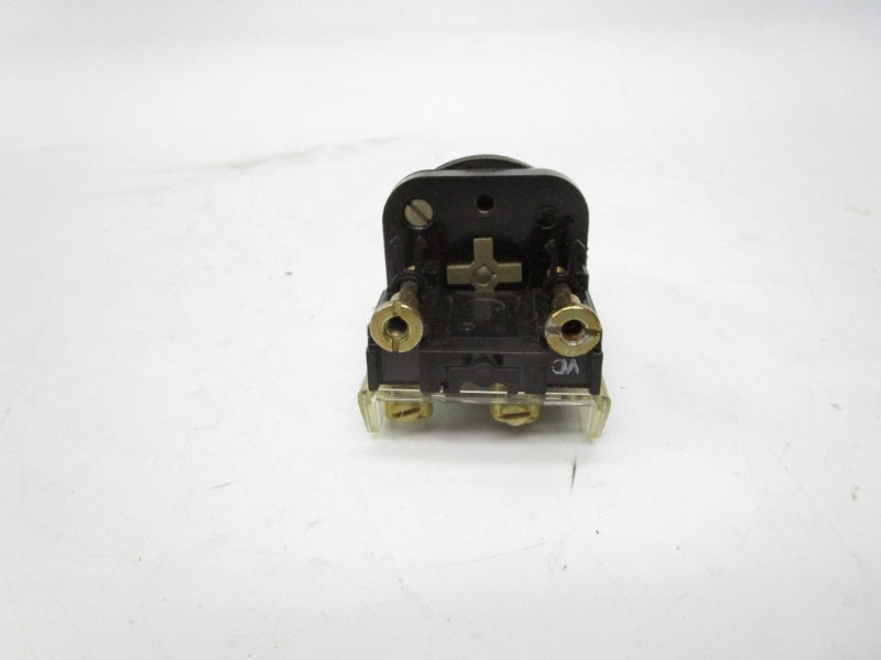 ALLEN BRADLEY 800T-B2D2 SER. A 600VAC NSNP