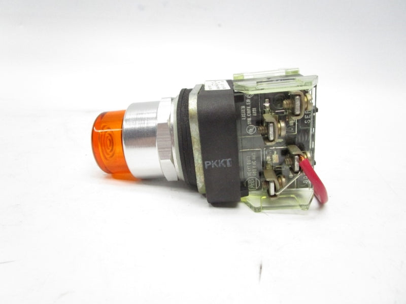ALLEN BRADLEY 800T-QT10A SER. T 120VAC/DC NSNP