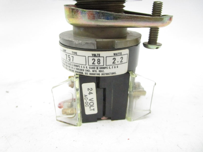 ALLEN BRADLEY 800H-QPT24G SER. A 28V NSNP