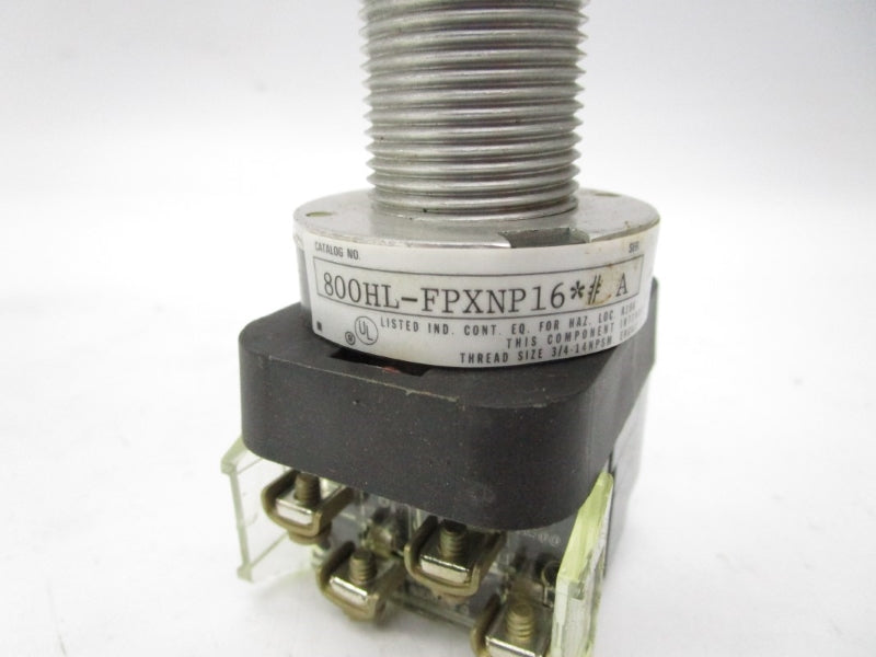 ALLEN BRADLEY 800HL-FPXNP16G7 SER. A 120V (BR/YL) NSMP