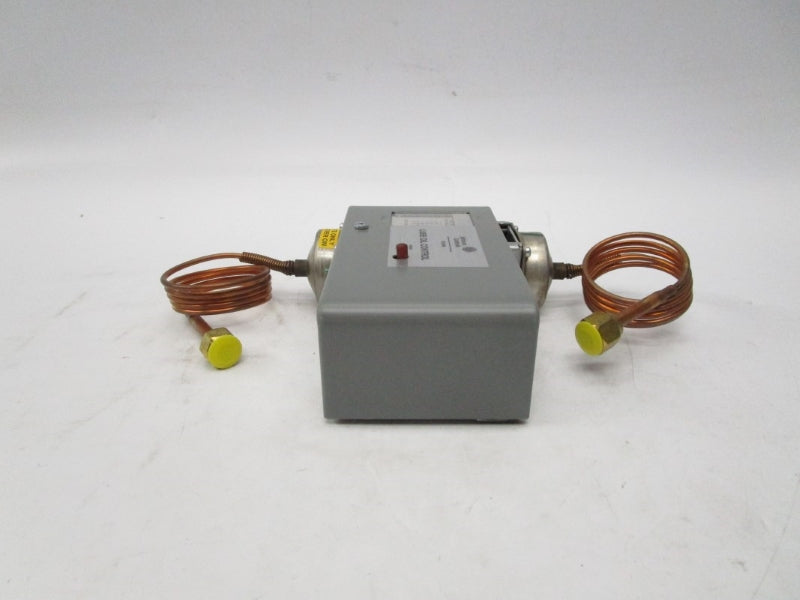JOHNSON CONTROLS P28AA-2C 120-240VAC 8-70PSI NSMP