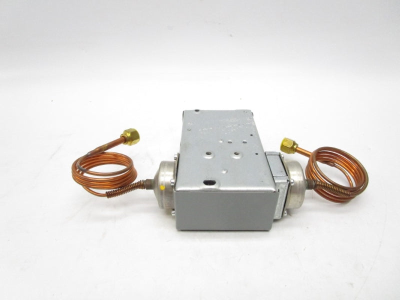 JOHNSON CONTROLS P28AA-2C 120-240VAC 8-70PSI NSMP