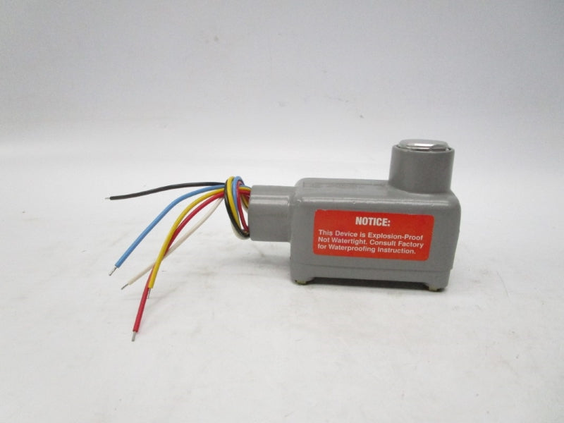 ELECTRO-SENSORS M-100 J031821-05 115VAC NSNP