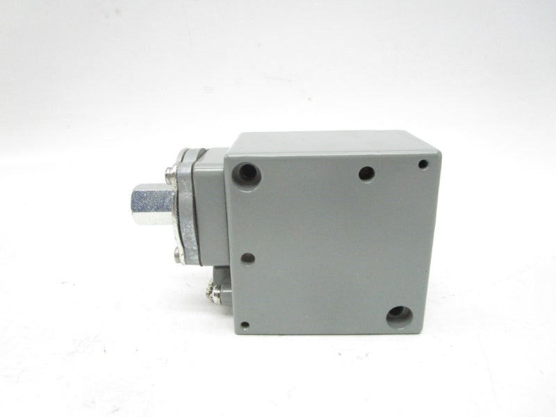 SQUARE D 9012GAW2 SER. C 1-40PSI NSMP