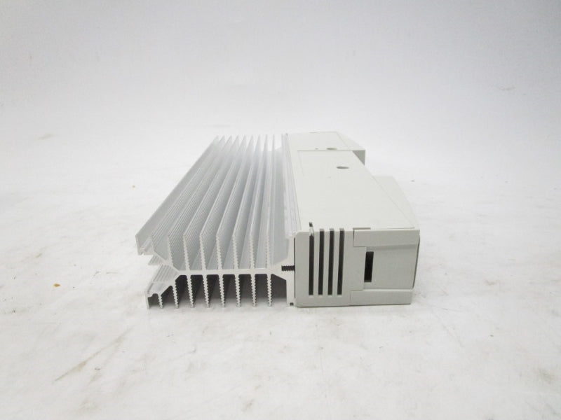 LENZE EMB9352-E 13063816 765V 24A NSMP