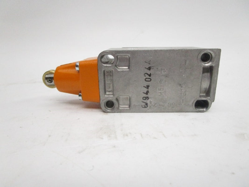 SIEMENS 3SE3120-1D 230VAC 6A NSMP
