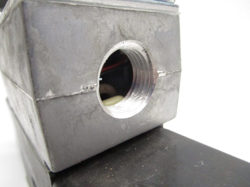 VICKERS DG4V3S6CMFPBWLB560 02-109664 110/120V 0.48/0.46A 5000PSI NSNP