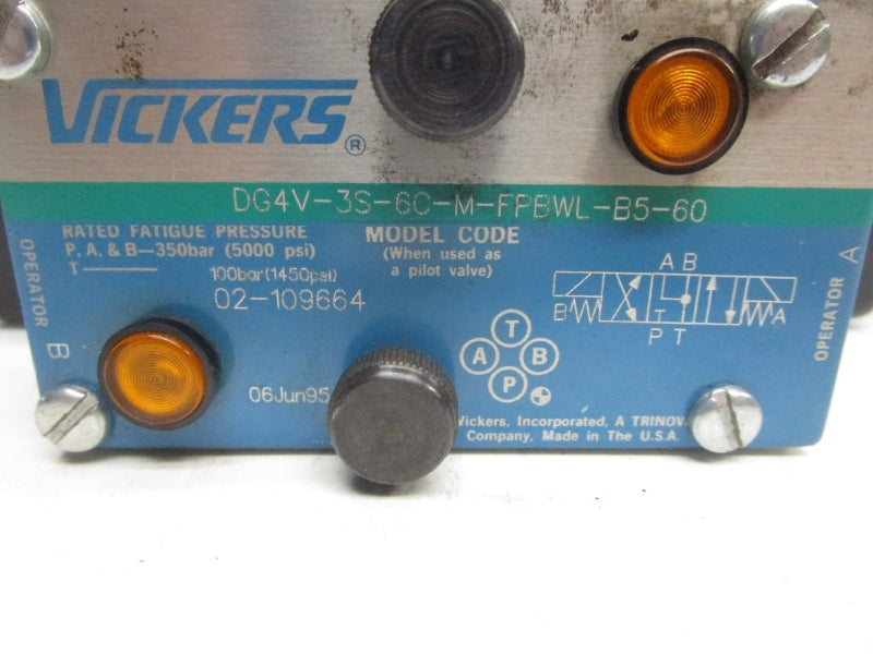 VICKERS DG4V3S6CMFPBWLB560 02-109664 110/120V 0.48/0.46A 5000PSI NSNP
