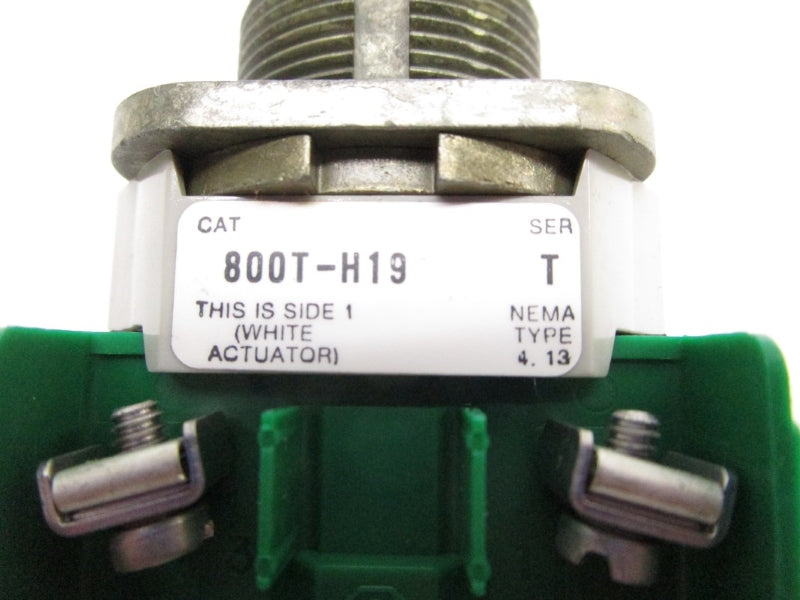 ALLEN BRADLEY 800T-H19AP SER. T 600VAC (WH) NSMP