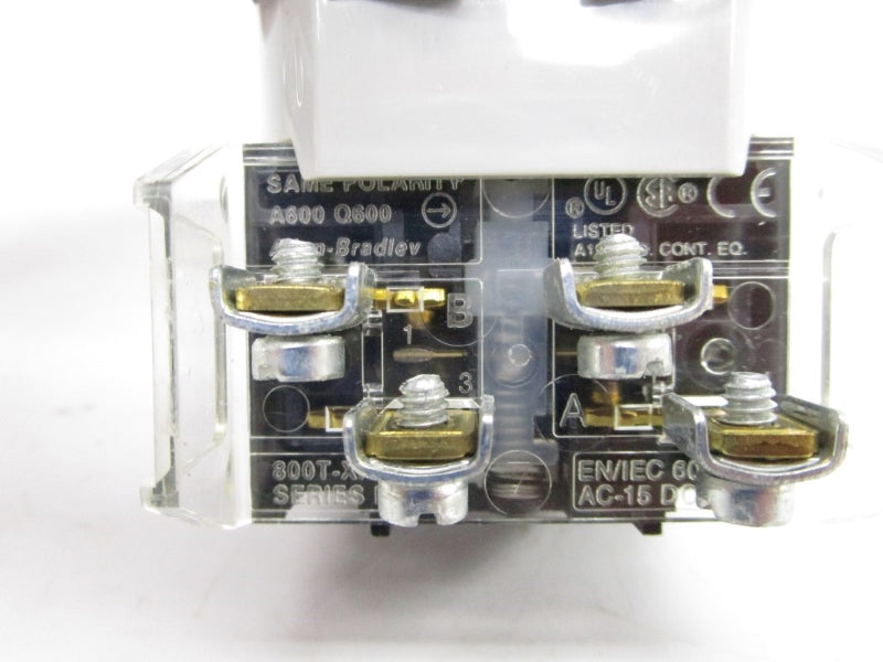 ALLEN BRADLEY 800T-J91KC7B SER. T (WH) NSMP