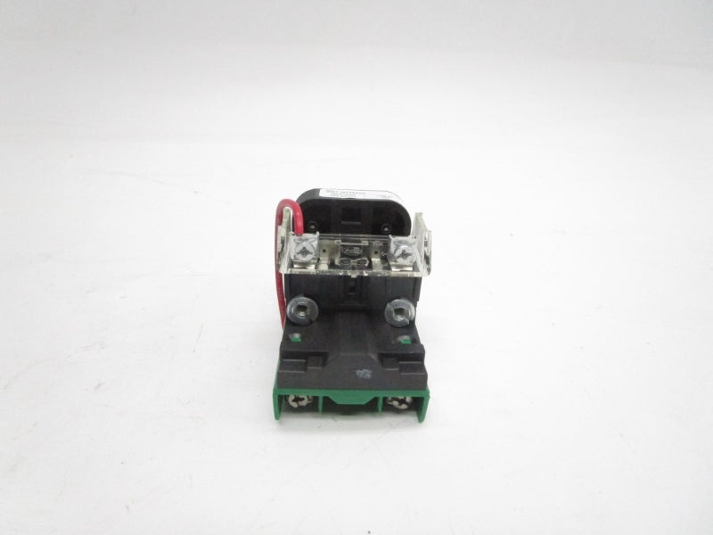 ALLEN BRADLEY 800T-QT24AAP SER. T 24VAC/DC (WH) NSMP