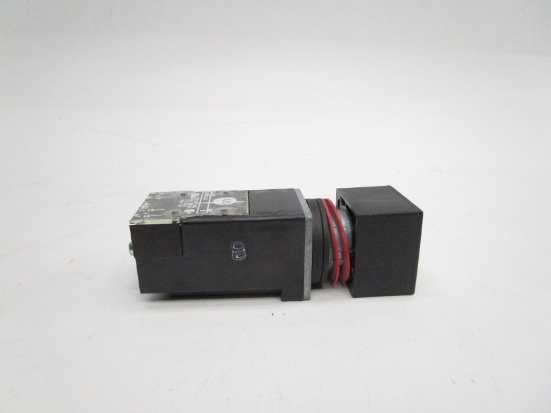 ALLEN BRADLEY 800MB-CPA16AA SER. A 110-120V (WH) NSMP