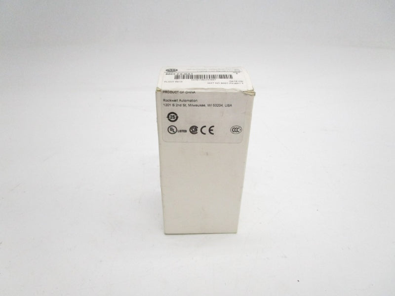 ALLEN BRADLEY 800T-FXJ6A1 SER. T (WH) NSFS
