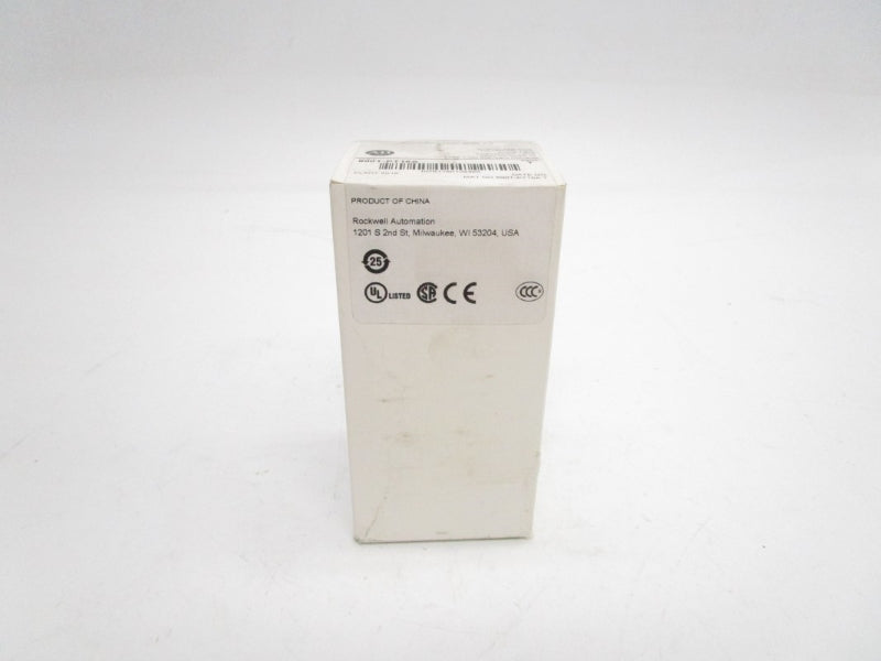 ALLEN BRADLEY 800T-PT16A SER. T (WH) NSFS
