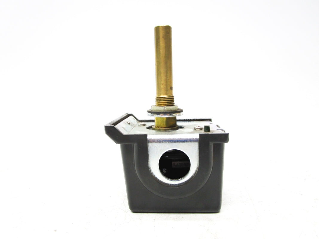 UE B54-15696 480VAC 15A 0-225'F NSNP
