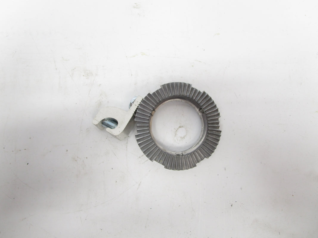 THOMAS&BETTS L100GRL 1" (PKG OF 25) NSMP