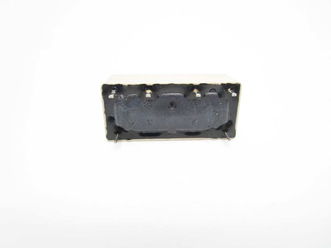NAIS ST1-DC5V AR2019 250V 8A NSNP