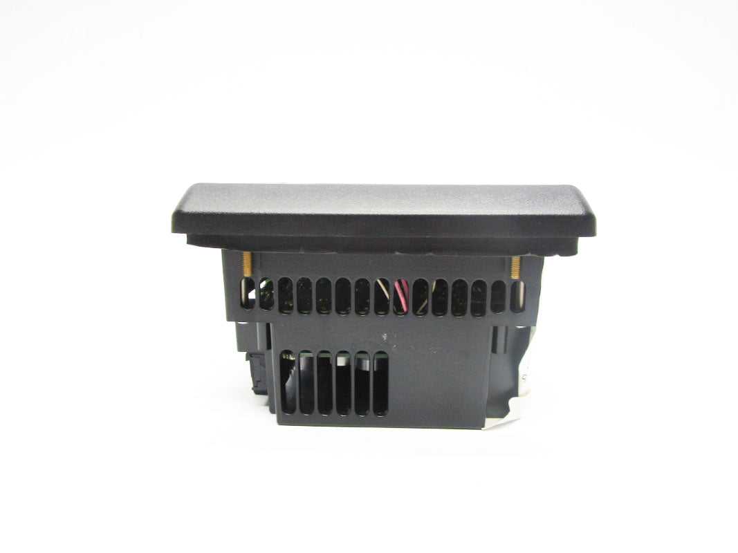 ALLEN BRADLEY 2711-T6C2L1 24VDC SER. B F/W 4.46 NSMP