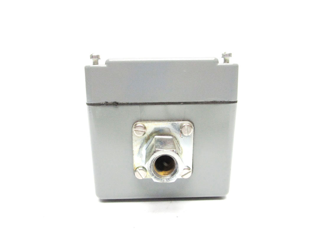ALLEN BRADLEY 836-C8JX321 SER. B 250PSI 600VAC NSNP