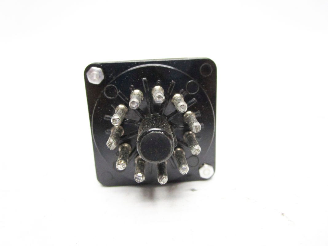 DAYTON 3X743A 240VAC 6A NSMP