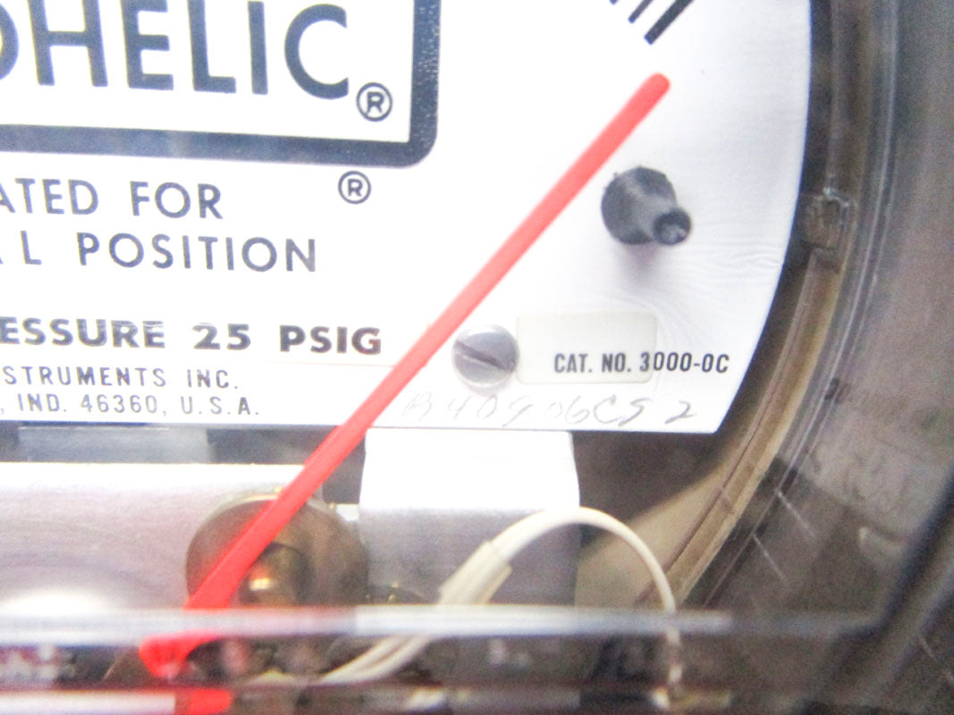 DWYER 3000-0C 25PSI 117VAC UNMP