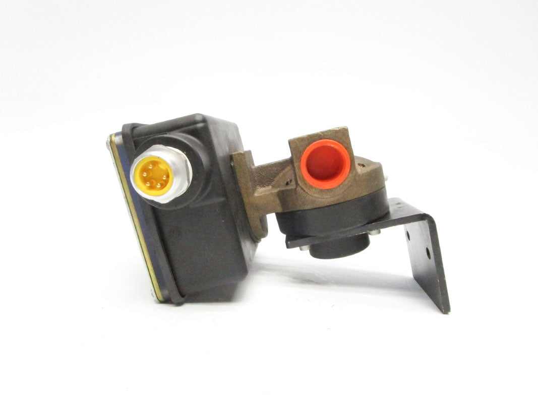 UFM SN-BSE6GM-6-32V1.0-A3WR-PC5-W-C 250VAC 15A NSNP