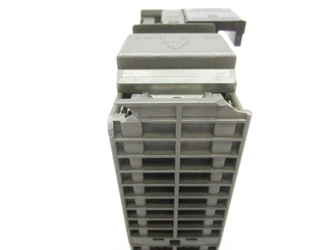 SIEMENS 6ES7322-1BL00-0AA0 24VDC 1.0A (AS PICTURED) UNMP