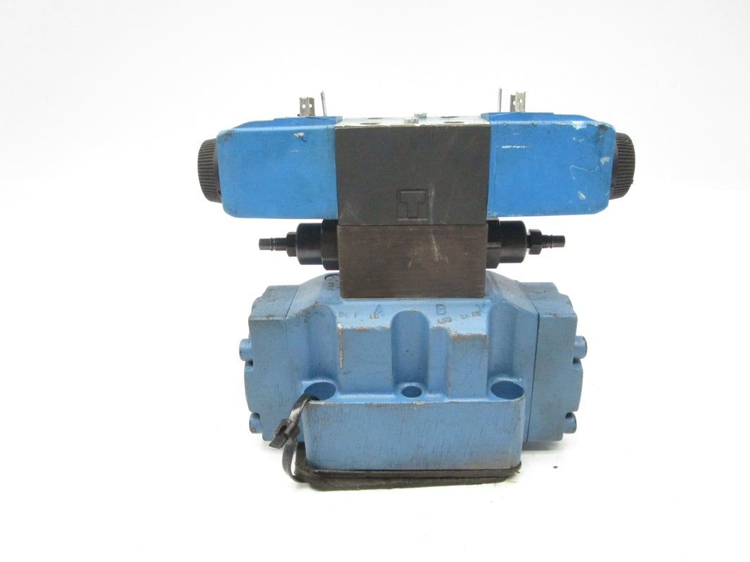 VICKERS DG5V76C2TMUH540P08 24VDC 5000PSI UNMP