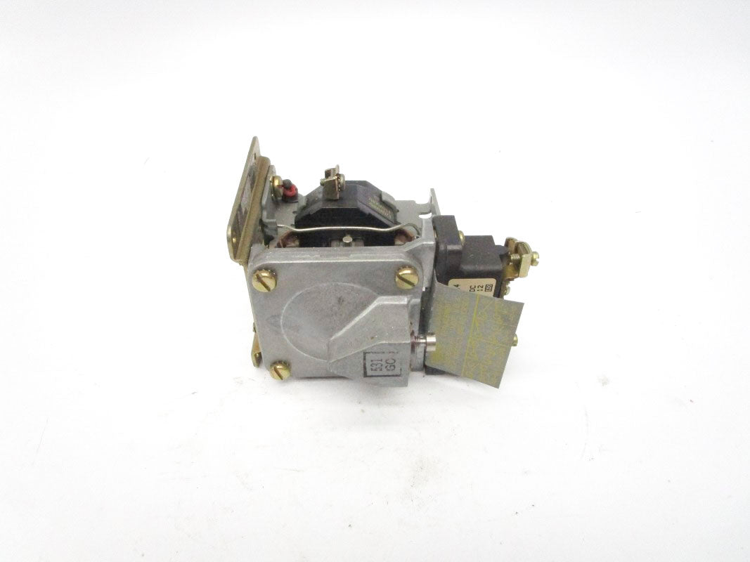 SQUARE D 9050AO10E SER. A 600VAC NSNP