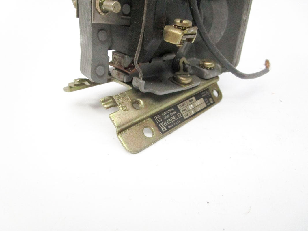 SQUARE D 9050AO10E SER. A 110/120V (AS PICTURED) UNMP