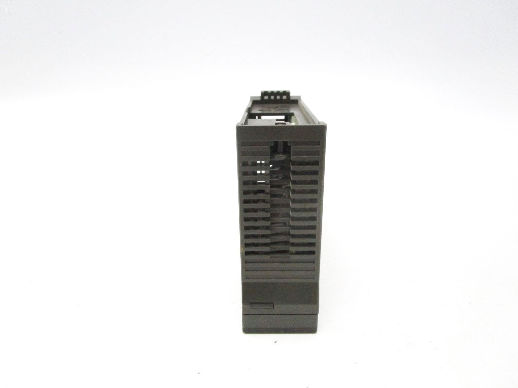 IDEC PF3S-T16K 12-24VDC 3A UNMP