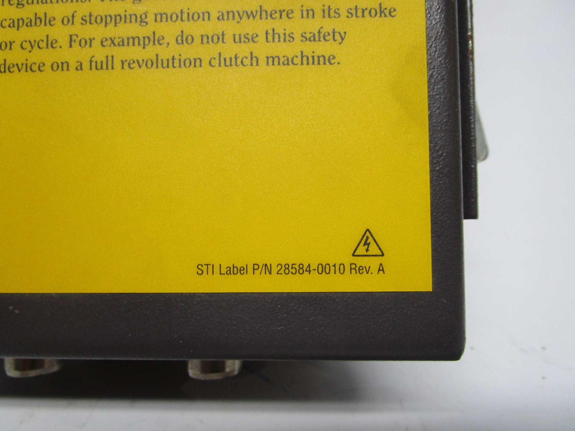 STI 28584-0010 UNMP