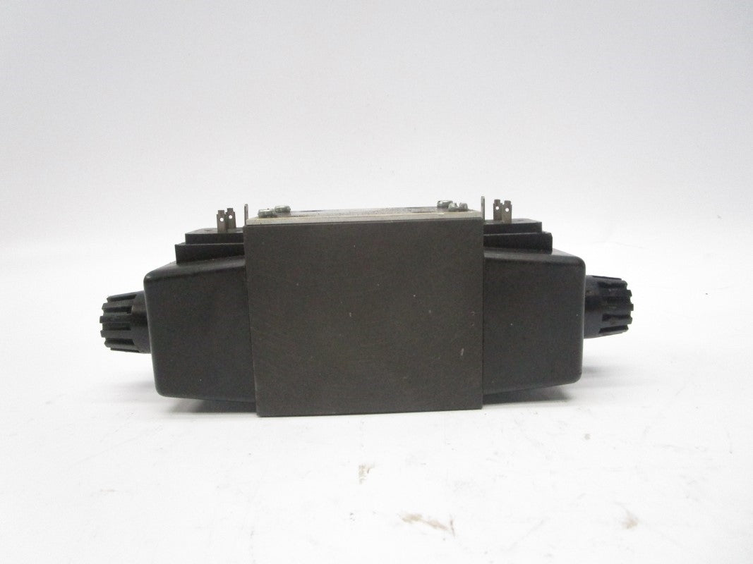 PARKER D3W4CNYW4 120V 0.72A 3000PSI UNMP