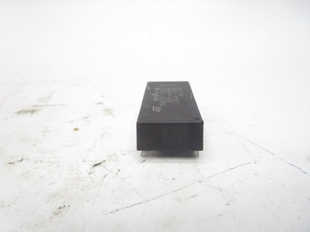 ST M48Z08-100PC1 UNMP