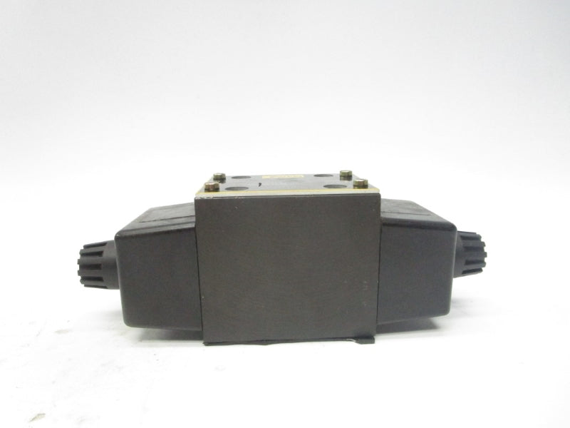 PARKER D3W4CNYW4 120V 0.72A 4000PSI NSMP