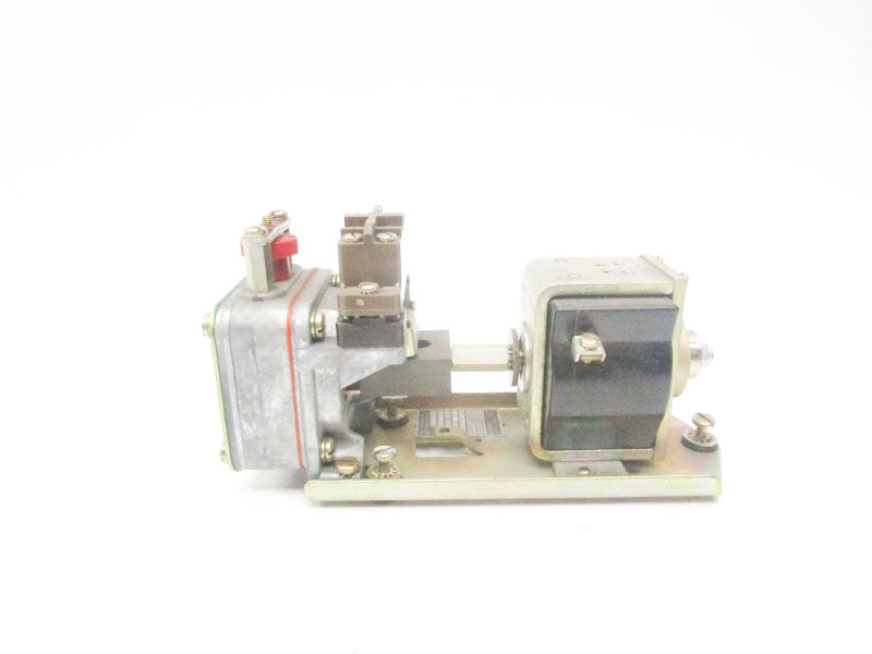 SQUARE D 9050CO21D SER. B 115VDC 1.0A NSNP