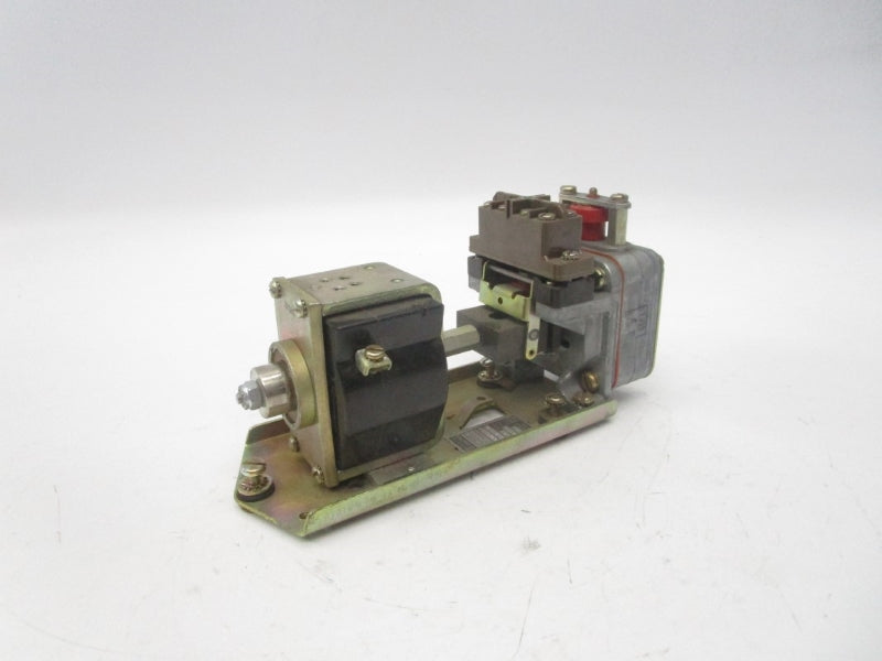SQUARE D 9050CO21D SER. B 115VDC 1.0A NSNP