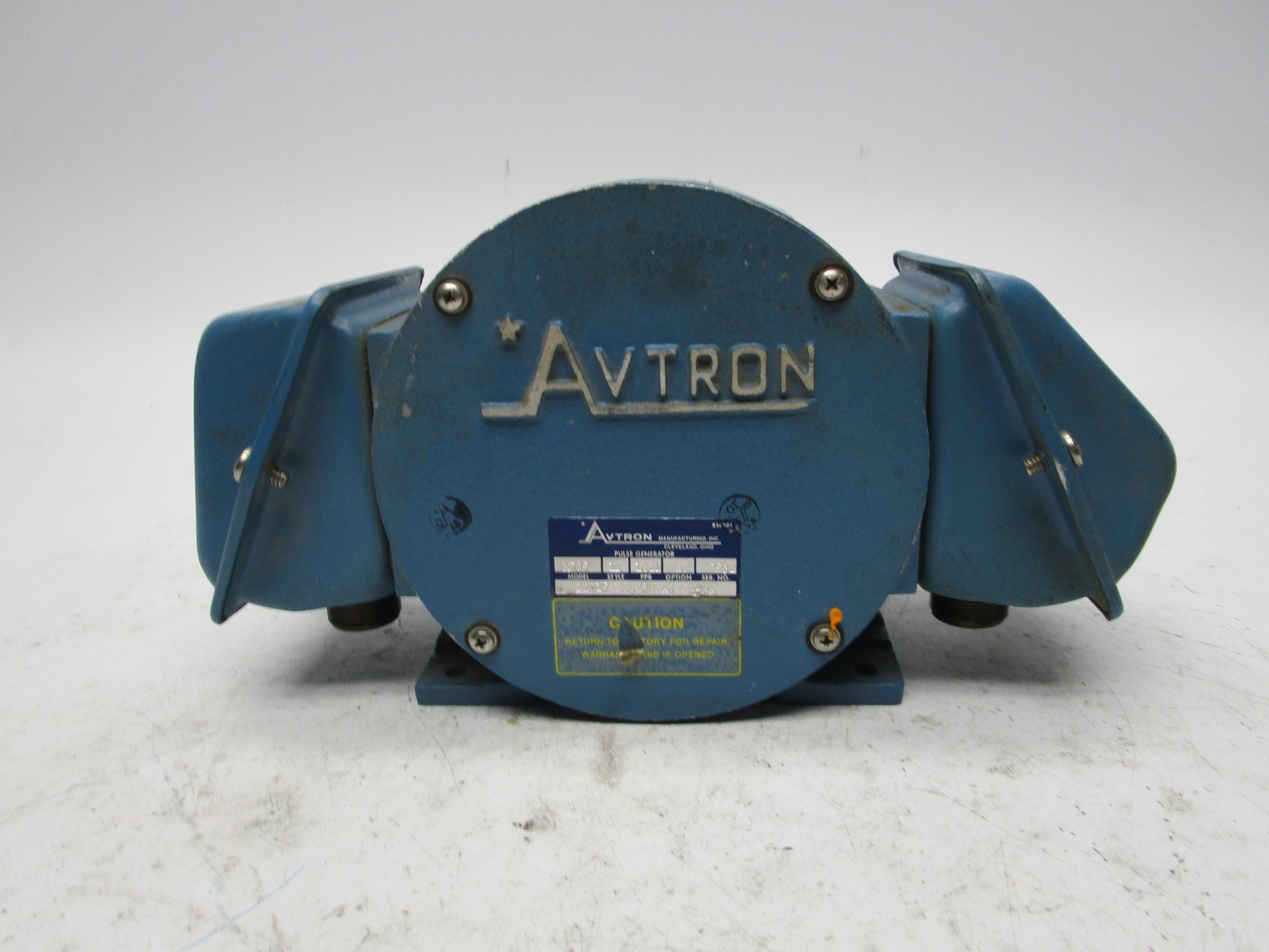 AVTRON M7851D1024BC UNMP