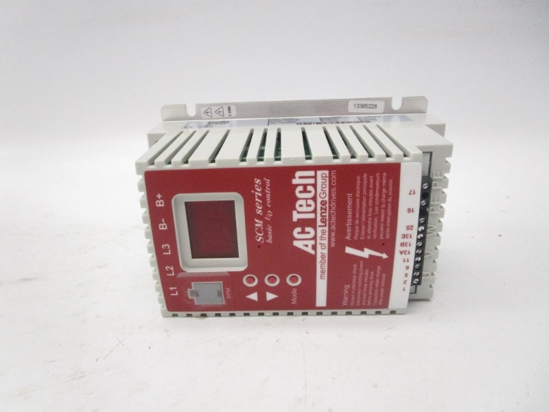 LENZE SM205 13309358 208/240V 3.1/2.7A NSMP