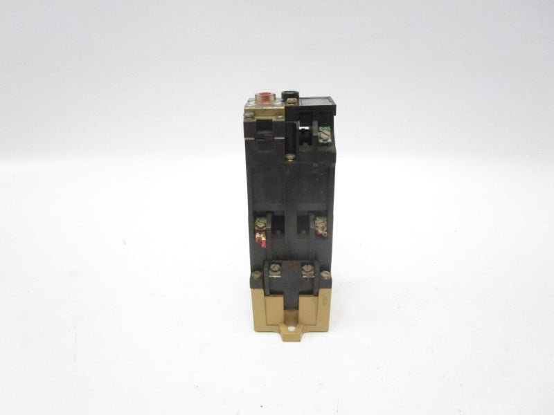 ALLEN BRADLEY 700-P200A1 SER. B 600VAC 10A UNMP