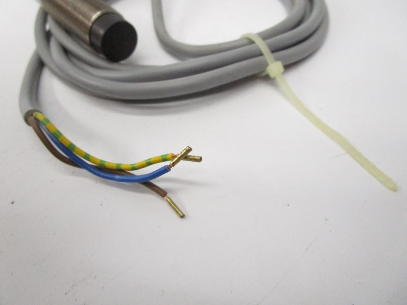 ALLEN BRADLEY 872C-A10C18-A2 SER. B 20-250VAC UNMP