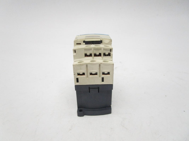 TELEMECANIQUE CAD32BD 24VDC 10A NSNP