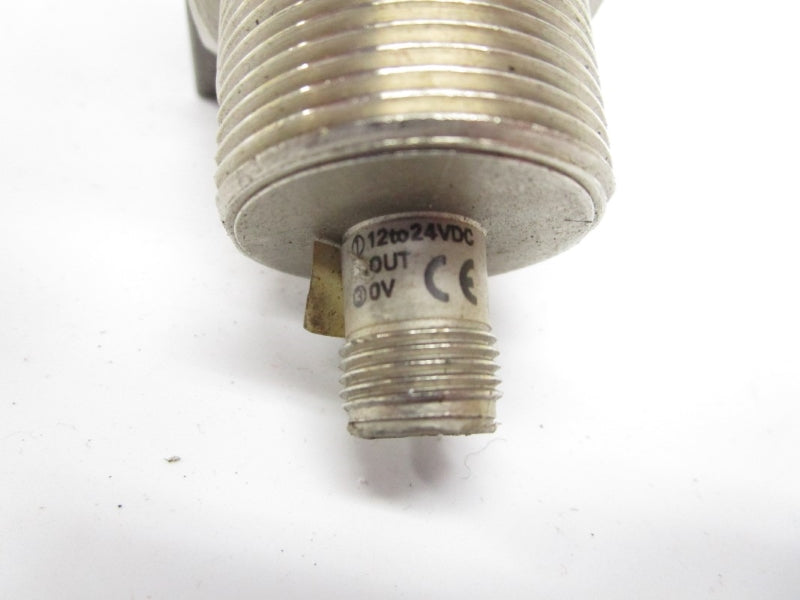 OMRON E2E-X10F1-M1 12-24VDC UNMP