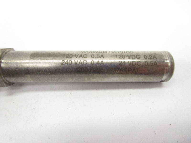MADISON M5600 LR26414 240VAC 0.4A 200PSI NSNP