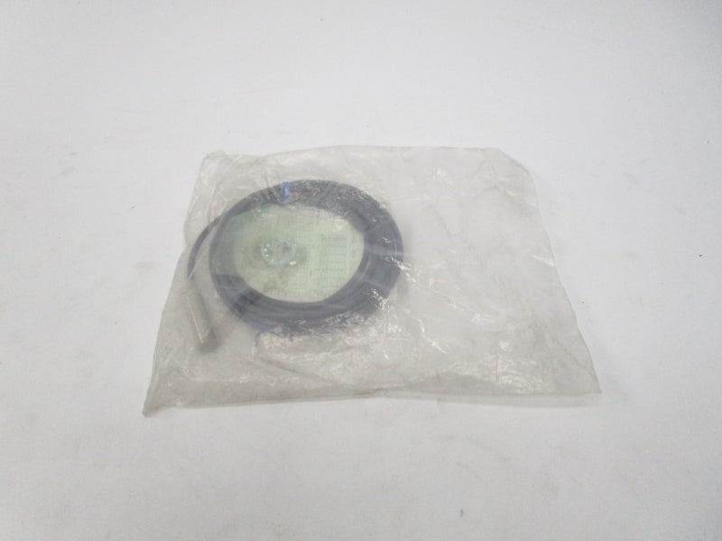 OMRON E2E-X2F2 12-24VDC NSMP