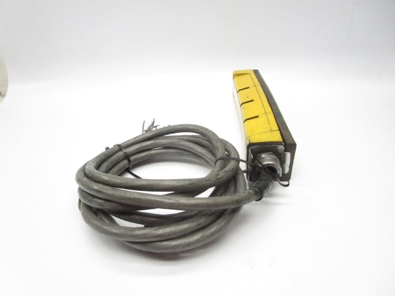 WOODHEAD 4028 250VAC 20A UNMP