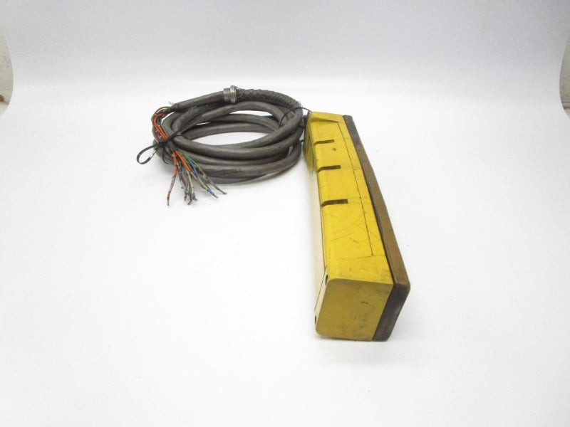 WOODHEAD 4028 250VAC 20A UNMP