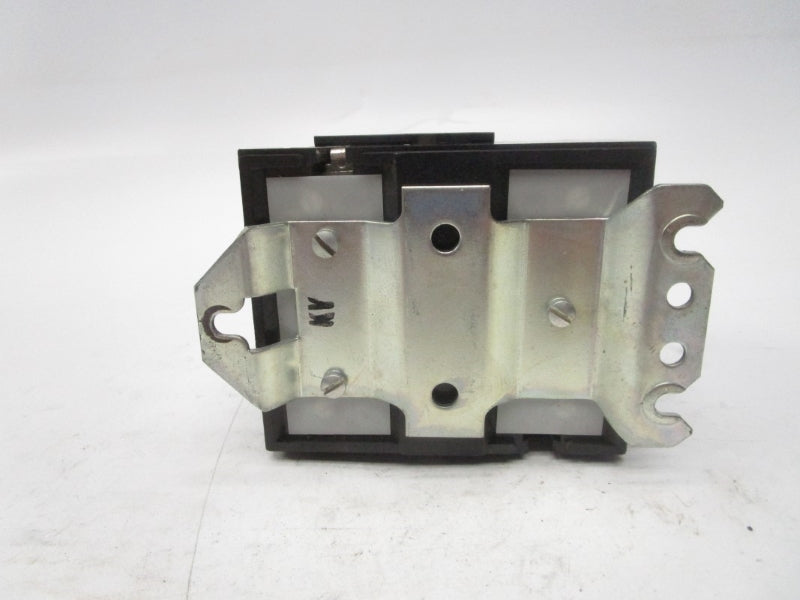 GENERAL ELECTRIC CR305C002 120V 30A UNMP